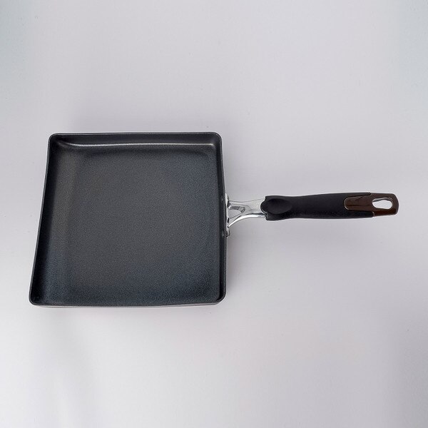 Image of Non-Stick Coated Egg Pan 8.5” 3
