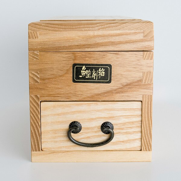 Image of Light Wooden Bonito Shaver 2