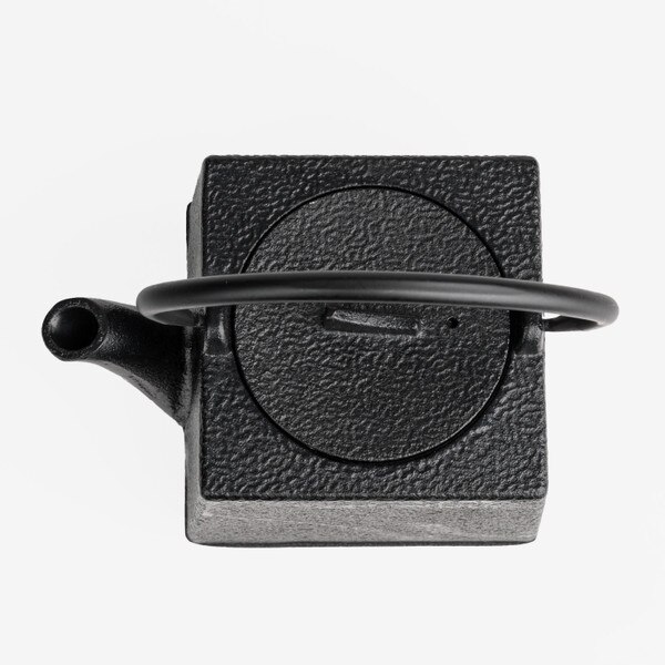 Image of Black Square Cast Iron Teapot 20 oz 3