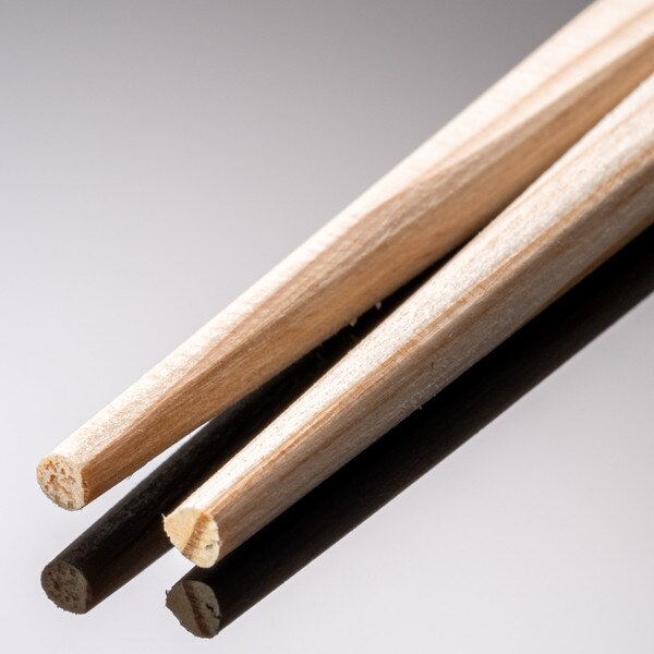 Image of Disposable Double Pointed Grade A Cedar Chopsticks 9.5" with Paper Band 2000 pairs/case 3